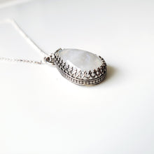 Load image into Gallery viewer, HEAVENLY SKY : Moonstone healing necklace