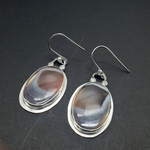 ORANGE SPICE : Botswana agate drop earrings