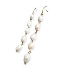 Load image into Gallery viewer, Freshwater pearl long earrings