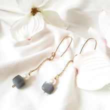 Load image into Gallery viewer, Chalcedony and pearl dangle earrings