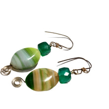 Load image into Gallery viewer, Green agate earrings