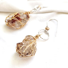 Load image into Gallery viewer, Fenster quartz with oil earrings, Great healing jewelry #4