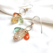 Load image into Gallery viewer, Fenster quartz with oil earrings /Carnelian, Fluorite