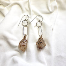 Load image into Gallery viewer, Fenster quartz with oil, Raw gemstone earrings #1