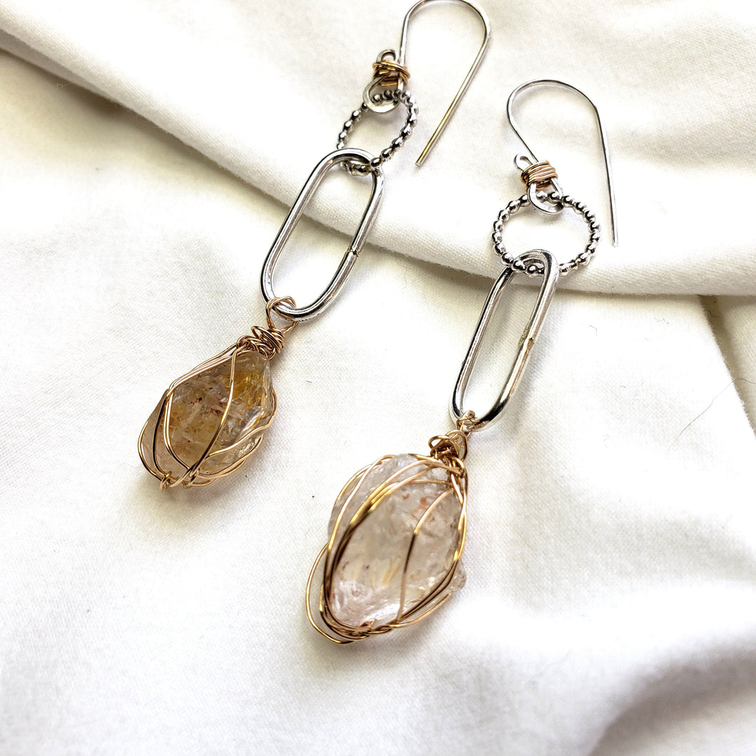 Fenster quartz with oil, Raw gemstone earrings #2