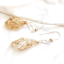 Load image into Gallery viewer, Fenster quartz with oil earrings #3