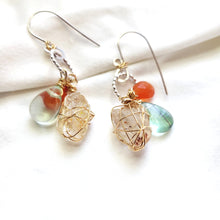 Load image into Gallery viewer, Fenster quartz with oil earrings /Carnelian, Fluorite