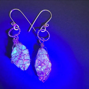 Fenster quartz with oil earrings #3