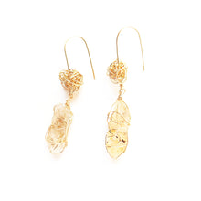 Load image into Gallery viewer, K-Ruez Gem Candy, Fenster quartz with oil earrings