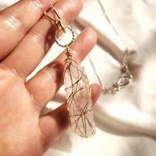 Load image into Gallery viewer, Raw stone jewelry, Natural Himalayan Lemurian Quartz Necklac 3